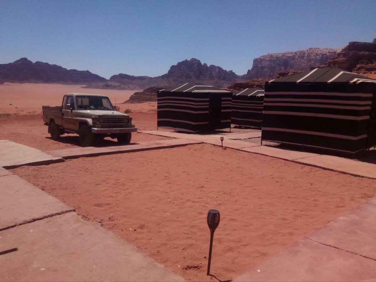 Wadi Rum Caravan Camp Exteriör bild